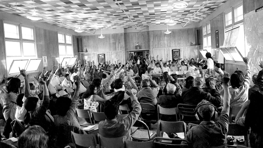 Our story ibnwt dene declaration vote in fort simpson 1975 347 2 ncs collection historical